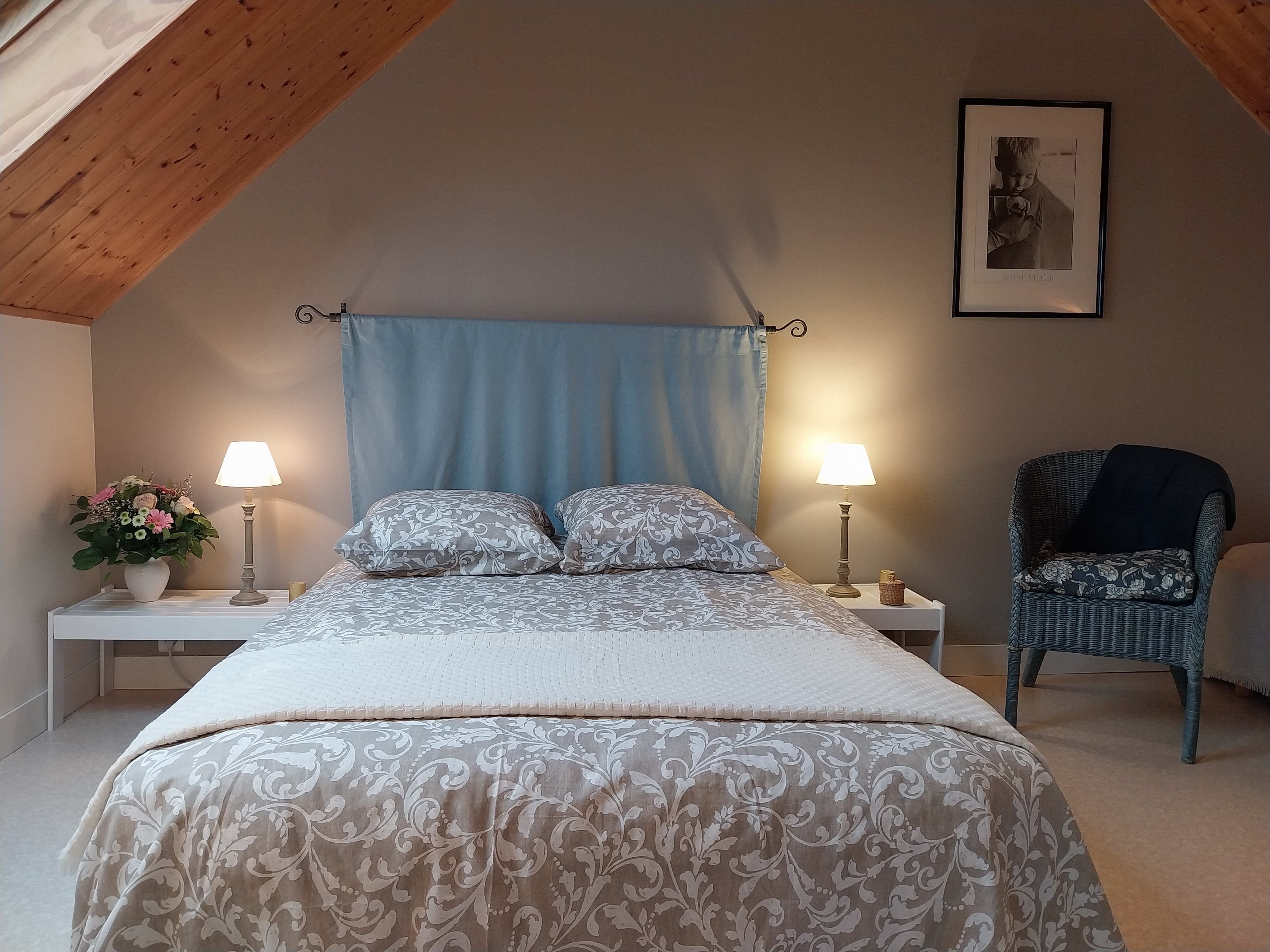 En Normandie. Gîte-Chambres d'hôtes de charme avec cuisine et salon. 2 chambres. 7 personnes. "La Bénardière76" proche de [...]